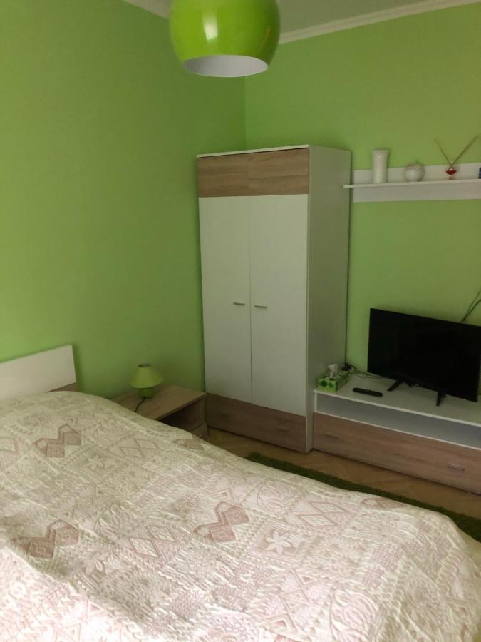 Bakonyi Mamutfenyo Vendeghaz Apartment Tés Exterior foto