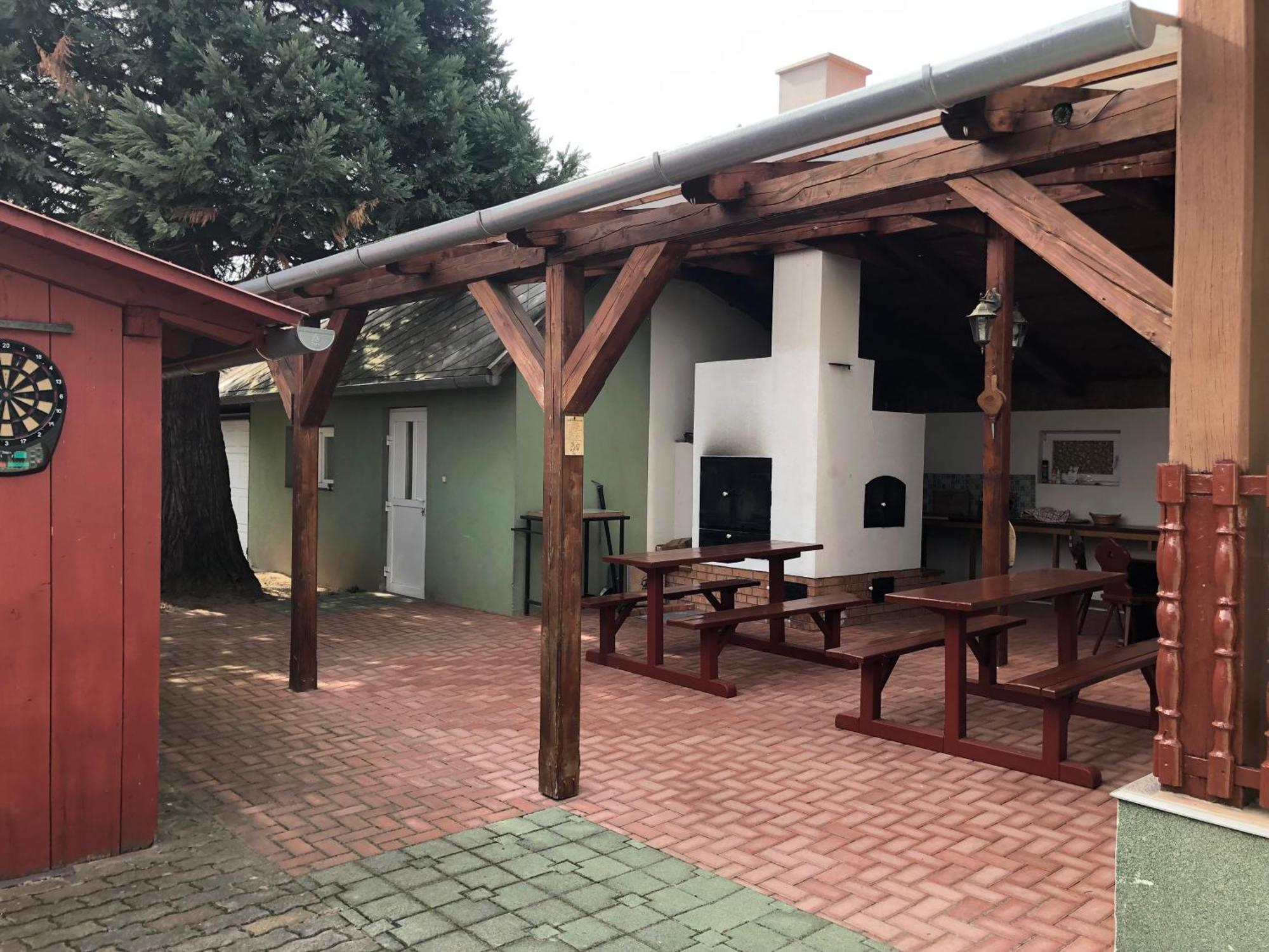 Bakonyi Mamutfenyo Vendeghaz Apartment Tés Exterior foto